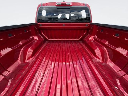 Used 2025 GMC Canyon AT4 AWD/4WD image 12