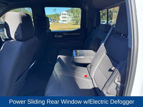 Used 2024 GMC Sierra 1500 Elevation w/ Preferred Package image 13