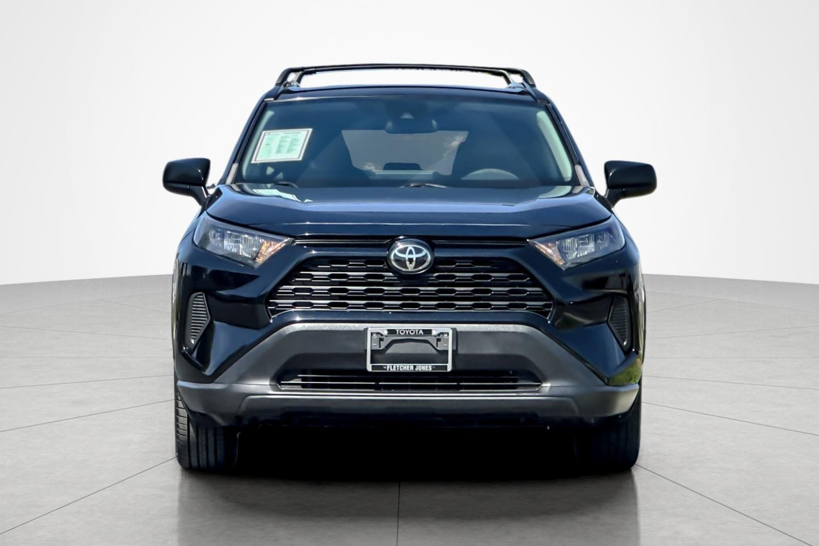 Used 2021 Toyota RAV4 LE w/ Carpet Mat Package (TMS) FWD image 8