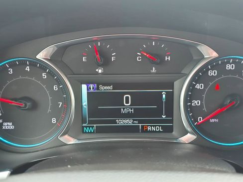 Used 2019 Chevrolet Traverse LT w/ LPO, Floor Liner Package image 8