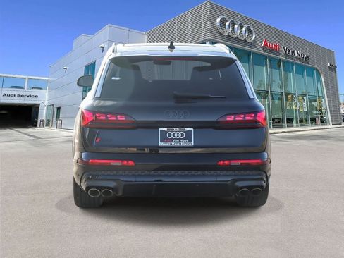 New 2026 Audi SQ7 Prestige image 5