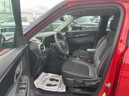 New 2026 Chevrolet TrailBlazer LS FWD image 16