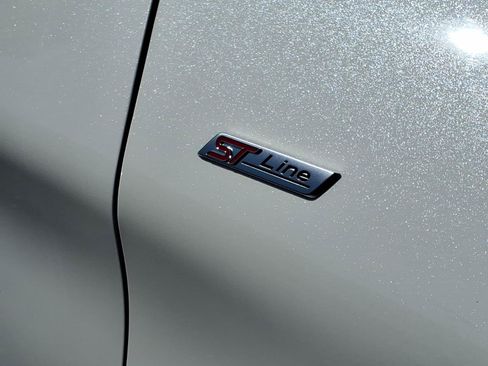 Certified 2025 Ford Explorer ST-Line w/ Premium Package AWD/4WD image 29