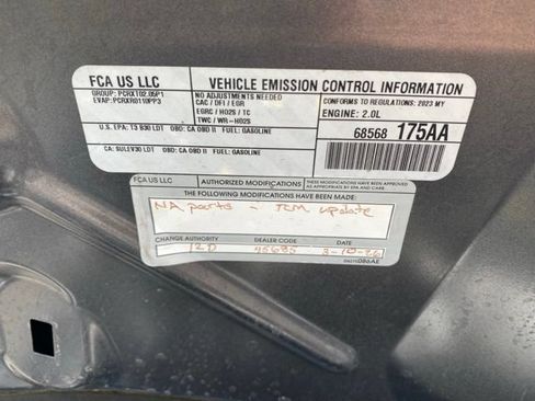 Used 2023 Jeep Compass Limited w/ Sun and Sound Group AWD/4WD image 25