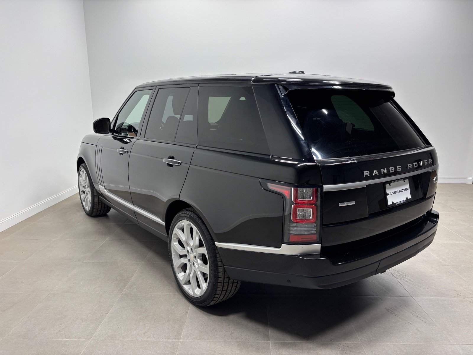 Used 2015 Land Rover Range Rover Autobiography AWD/4WD image 10