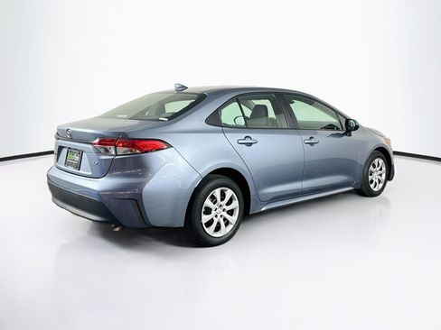 Used 2025 Toyota Corolla LE FWD image 9