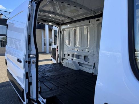 Used 2020 Ford Transit 250 Medium Roof RWD image 19