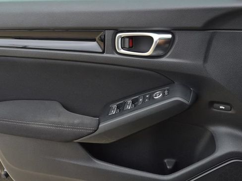 Used 2022 Honda Civic EX image 12