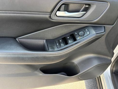 Certified 2023 Nissan Rogue SV w/ SV Premium Package image 23