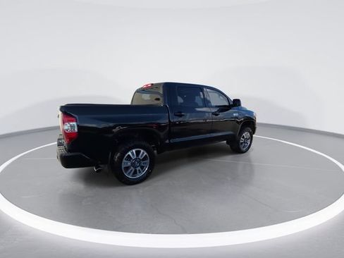 Used 2019 Toyota Tundra Platinum AWD/4WD image 3