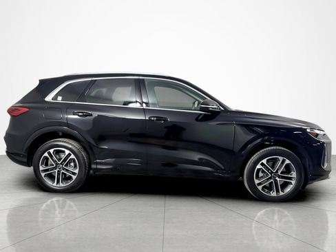 Used 2025 Audi Q5 Premium w/ 19" Wheel Package image 6