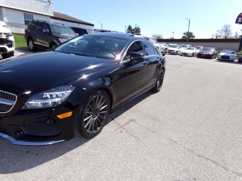 Used 2015 Mercedes-Benz CLS 400 image 33