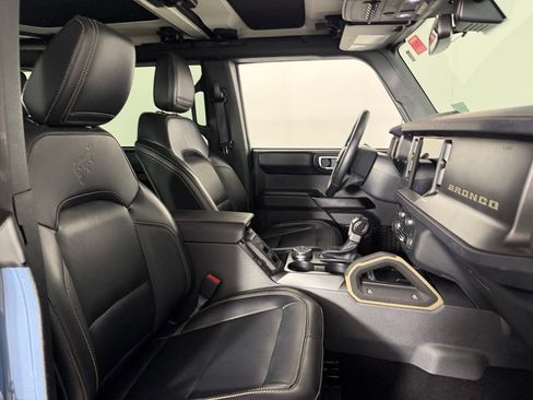 Used 2025 Ford Bronco Badlands AWD/4WD image 24