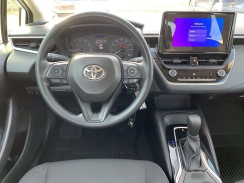 Used 2024 Toyota Corolla LE image 16