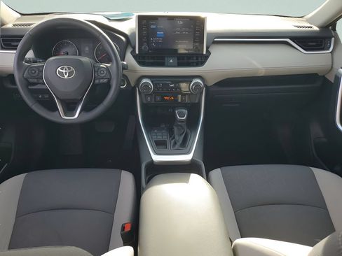 Used 2019 Toyota RAV4 XLE w/ Convenience Package AWD/4WD image 11