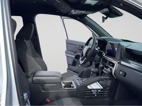 New 2026 Toyota Tacoma SR5 image 5
