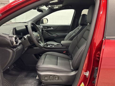 New 2026 Chevrolet Equinox LT w/ Convenience Package II AWD/4WD image 9