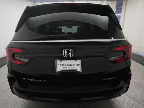 Used 2025 Honda Odyssey Sport-L image 27