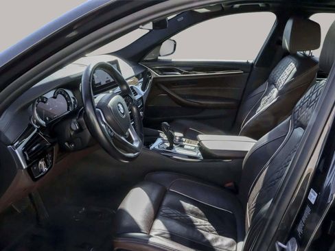 Used 2018 BMW 540i xDrive image 18