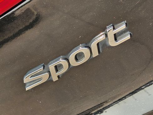 Used 2016 Hyundai Santa Fe Sport w/ Option Group 02 FWD image 10