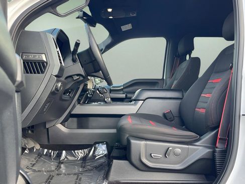 Used 2017 Ford F150 XLT w/ Equipment Group 302A Luxury image 20