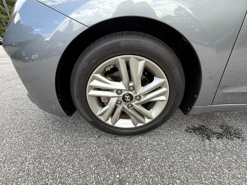 Used 2019 Hyundai Elantra Value Edition image 31