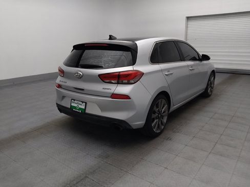 Used 2018 Hyundai Elantra GT Sport w/ Sport Tech Package 04 FWD image 9