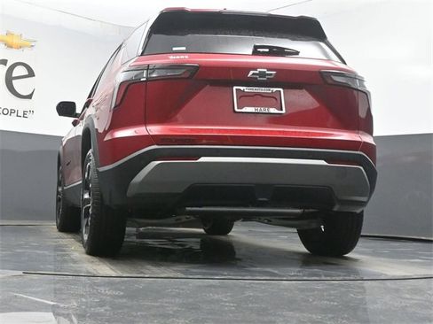 New 2026 Chevrolet Equinox LT w/ Convenience Package II image 32