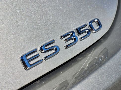 New 2025 Lexus ES 350 w/ Premium Package image 7