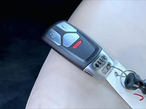 Used 2023 Audi A4 2.0T Premium w/ Convenience Package image 15