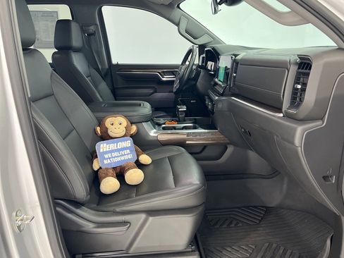 Used 2022 Chevrolet Silverado 1500 LT Trail Boss w/ LT Trail Boss Premium Package image 24