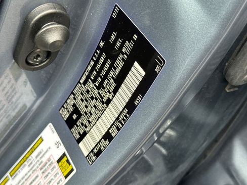 Certified 2023 Toyota Corolla Cross LE image 34