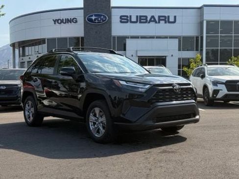 Used 2025 Toyota RAV4 XLE w/ Weather Package AWD/4WD image 1