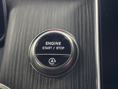 New 2026 Mercedes-Benz GLC 300 4MATIC image 41