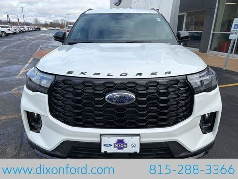 New 2026 Ford Explorer ST-Line AWD/4WD image 2