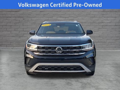 Used 2023 Volkswagen Atlas Cross Sport SE FWD image 2