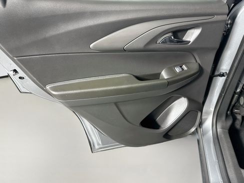 Used 2026 Chevrolet TrailBlazer LT FWD image 26