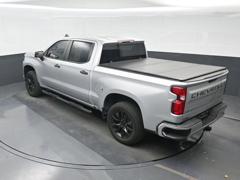 Used 2020 Chevrolet Silverado 1500 Custom w/ Custom Value Package image 19