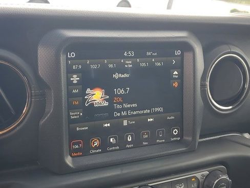 Certified 2021 Jeep Gladiator Overland AWD/4WD image 23