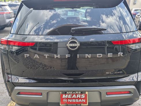 New 2026 Nissan Pathfinder SL AWD/4WD image 10