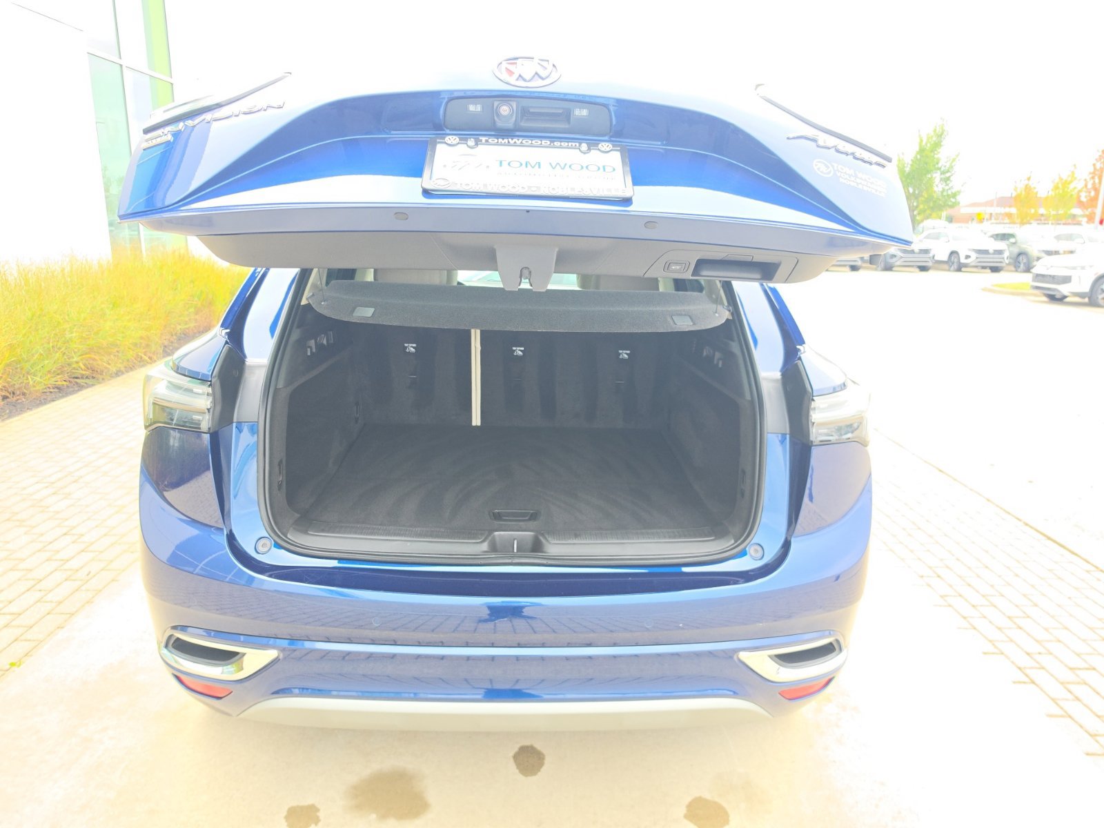 Used 2023 Buick Envision Avenir AWD/4WD image 11