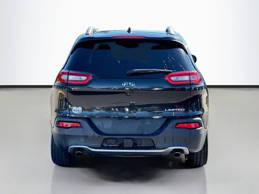 Used 2014 Jeep Cherokee Limited w/ Luxury Group FWD image 6