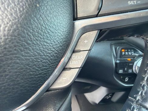 Used 2023 RAM 1500 Laramie AWD/4WD image 37