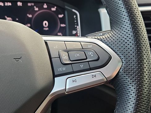 Certified 2023 Volkswagen Atlas Cross Sport SEL Premium R-Line AWD/4WD image 30