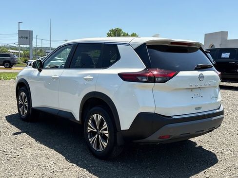 Certified 2023 Nissan Rogue SV AWD/4WD image 4