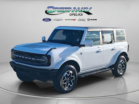 Used 2022 Ford Bronco Outer Banks AWD/4WD image 4