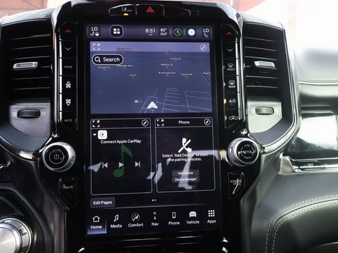 Used 2025 RAM 1500 Limited w/ Body Color Bumper Group image 31