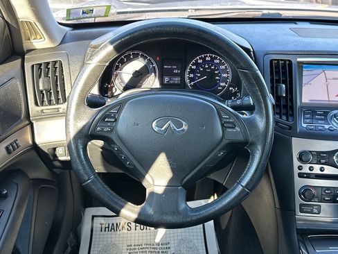 Used 2013 INFINITI G37 x w/ Premium Pkg image 22