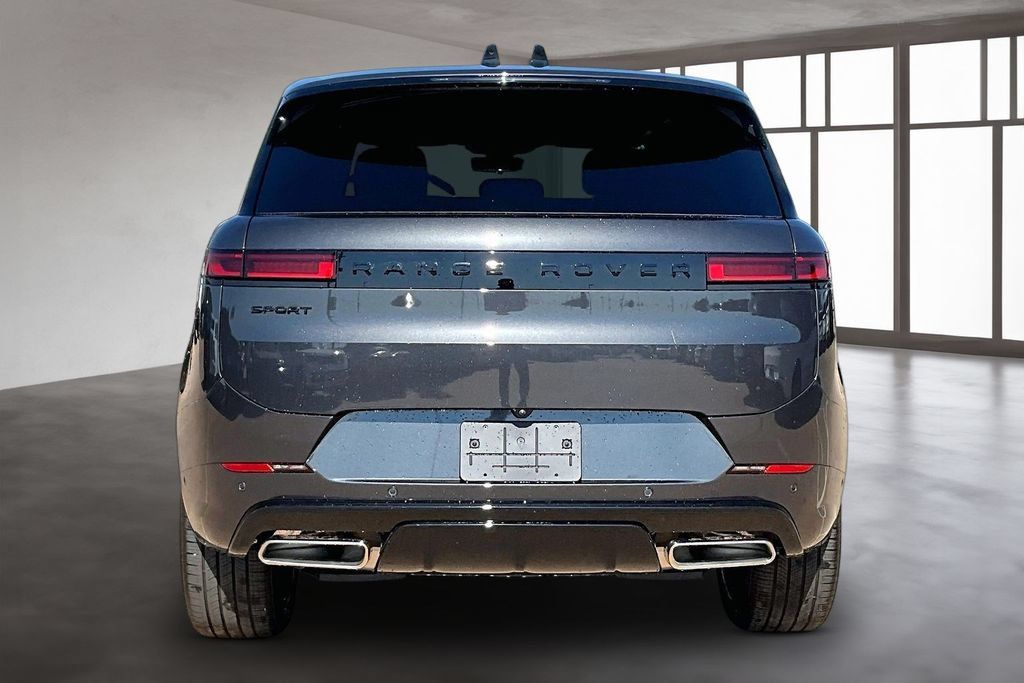 New 2026 Land Rover Range Rover Sport Dynamic SE AWD/4WD image 4