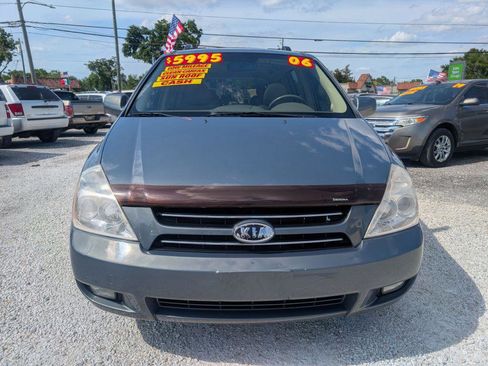 Used 2006 Kia Sedona EX w/ Luxury Pkg image 2